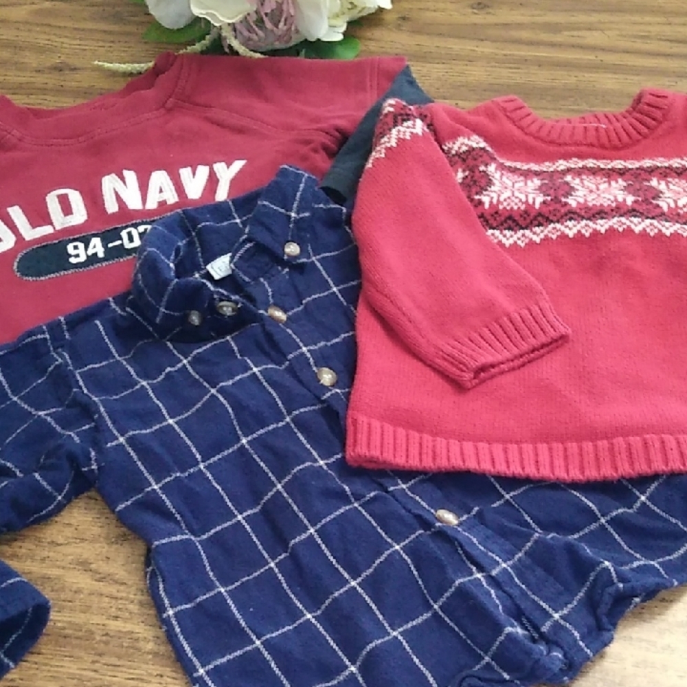 Old Navy Kids Red and Blue Shirt Set 12-18 Months